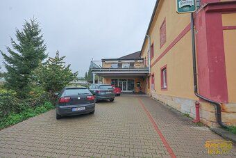 Hledáte reprezentativní prostor pro svůj vysněný salon krásy