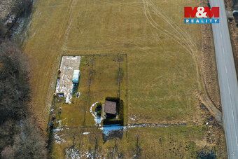 Nabízíme k prodeji atraktivní pozemek o rozloze 679 m². Poze