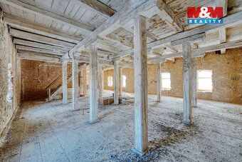 Nabízíme k prodeji čtyři budovy o celkové užitné ploše 1614 