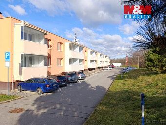 Nabízíme velmi prostorný a světlý byt 3+1 o užitné ploše 73 