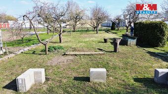 Nabízíme za odstupné přenechání podnájmu zahrady o velikosti