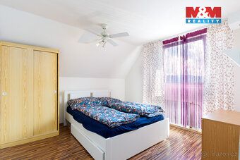 Nabízíme k prodeji prostorný rodinný dům s nádherným výhlede