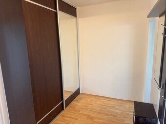 We offer for rent a beautiful 2+1 apartment in the desired l