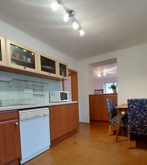 Nabízím ke dlouhodobému pronájmu byt 2+1 o výměře 61 m², nac