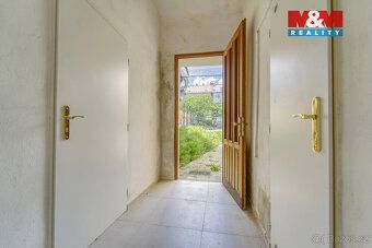 Pronájem přízemních prostorů vhodné nejen pro obchod a služb