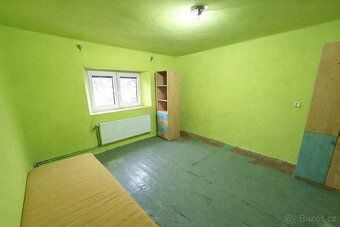 Nabízím k prodeji řadový rodinný dům o dispozici 3+1 s menší
