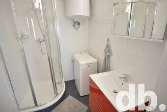 Ev.č. 01780 Nabízíme světlý a dobře dispozičně řešený byt o 