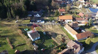 Nabízím k prodeji mírně svažitý pozemek o výměře 964 m², nac