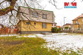 Nabízíme k prodeji dvoupatrový rodinný dům o dispozici 5+2 a