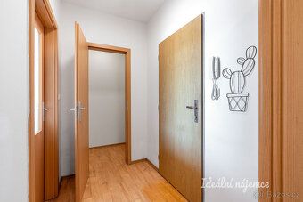 Nabízíme k dlouhodobému pronájmu nádherný a prakticky řešený