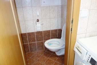 Pronájem nebytových prostor 72,6 m² – ideální pro ordinaci č