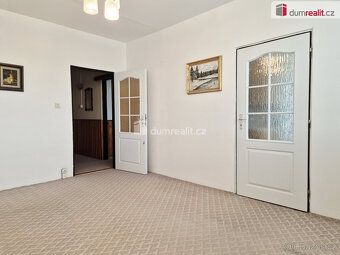 +popl. 2500, + elektřina. Kauce 20.000,- odměna RK 17.000,-.