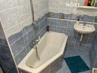 Nabízíme k pronájmu zrekonstruovaný byt 3+1 o velikosti 69 m