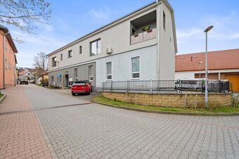 K prodeji nabízíme byt o dispozici 2+kk po rekonstrukci v kl