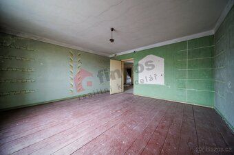 Nabízím jedinečnou příležitost k pořízení prostorného podkro