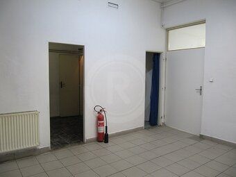 Nabízíme k pronájmu nebytový prostor - obchod na Lannově tří