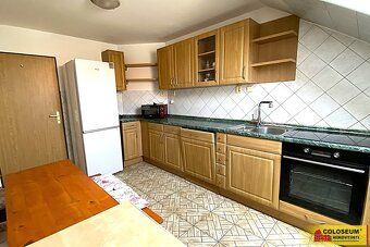 Ev.č. 5217H087 K pronájmu nabízíme byt o dispozici 2+1 o cel