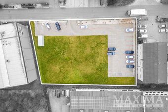 Prodej komerčního areálu na pozemcích o výměře 3 528 m2 s vý