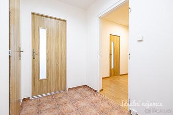 Nabízíme vám k dlouhodobému podnájmu moderní a výjimečně svě