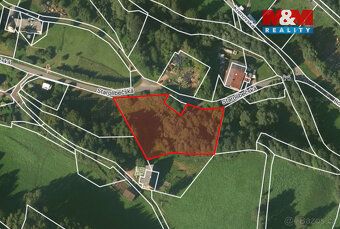 Nabízíme k prodeji krásný pozemek o rozloze 3425 m², nacháze