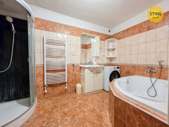 Nabízíme k prodeji rodinný dům v Batelově o dispozici 5+kk, 