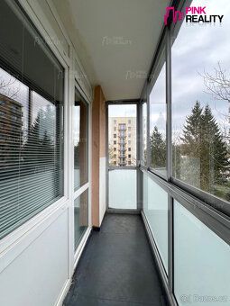 Nabízíme Vám pronájem zrekonstruovaného bytu 2+1 v centru mě