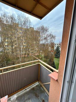 Nabízím k prodeji byt 1+1 s podlahovou plochou 39 m2 a balkó