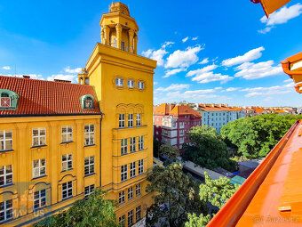 K dlouhodobému pronájmu nabízíme novostavbu vybaveného moder