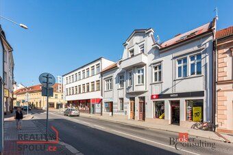 Nabízíme dlouhodobý pronájem podkrovního bytu 2+1, 70m² s te