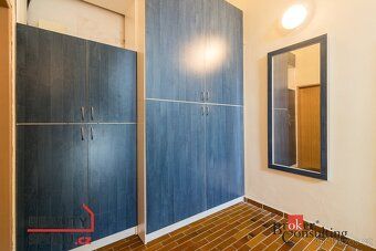 Nabízíme dlouhodobý pronájem podkrovního bytu 2+1, 70m² s te