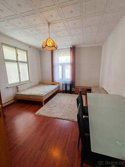 🏠 Pronájem bytu 2+kk se zahrádkou – Kosmonosy, Mladá Bolesla