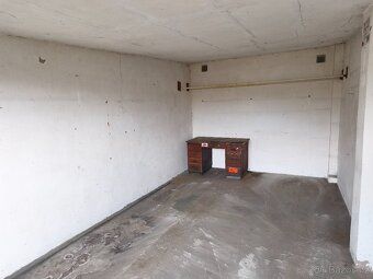 Prodej pěkné garáže o rozloze 21m2 v Týnci nad Sázavou, ul. 