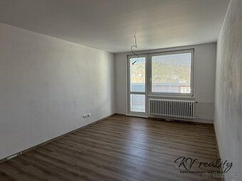 Nabízím k prodeji byt 2+kk po kompletní rekonstrukci. Jedná 