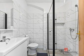 Prodej, komerční/ubytování, 298 m2, Malé náměstí 191, 55001 