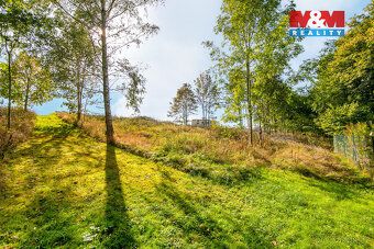 Nabízíme k prodeji zahradu o výměře 417 m² situovanou v klid