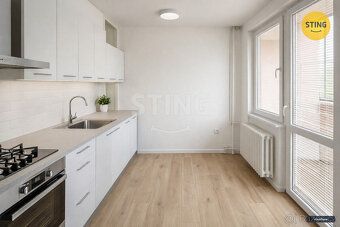 Nabízíme k prodeji světlý a dobře dispozičně řešený byt 2+1 
