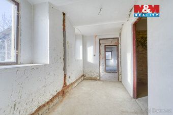 Prodej rodinného domu o o užitné ploše 154 m2 s pozemkem 824