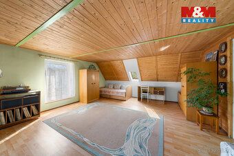 Hledáte rodinný dům nebo chalupu v loně přírody, kde budete 