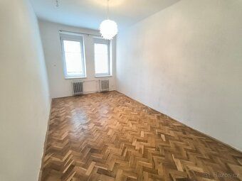 Nabízíme Vám pronájem bytu 4+kk o ploše 90 m2 v 2.NP cihlové