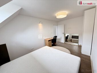+popl. 8000, , Nabízíme k pronájmu moderní byt č. 3 o dispoz