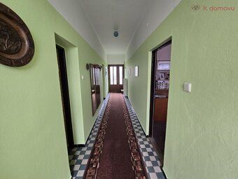 V exklusivním zastoupení nabízíme rodinný dům v obci Radvani