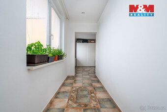 Nabízíme Vám ke koupi prostorný byt 2+kk o podlahové ploše 6
