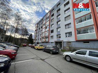 Hledáte útulný byt s krásným výhledem, kousek od přírody a c