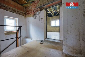 Exkluzivně nabízíme k prodeji samostatně stojící rodinný dům