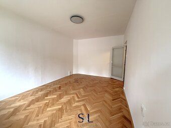 Ev.č. 01590 Nabízíme k pronájmu světlý byt o dispozici 1+1 a