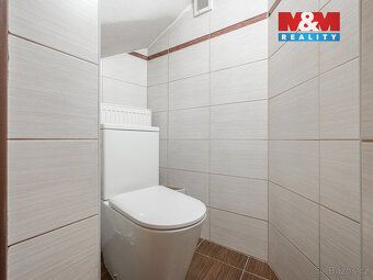 Nabízíme ke koupi tento rodinný dům dispozičně řešen jako 4+