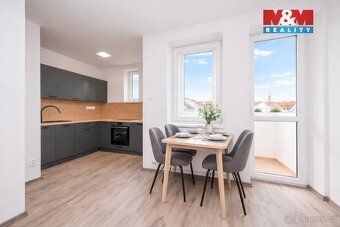 Nabízíme k prodeji moderně zrekonstruovaný byt 3+kk o ploše 