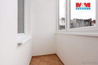 Nabízíme k prodeji moderně zrekonstruovaný byt 3+kk o ploše 