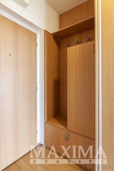 Nabízíme k pronájmu byt 1+kk 36 m2 s balkonem 2,2 m2 s krásn