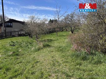 Nabízíme k prodeji krásný pozemek o rozloze 600 m², situovan
